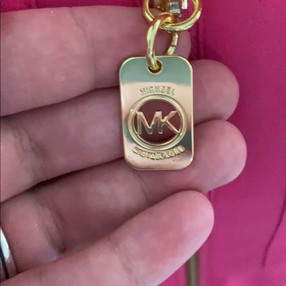 Meet your Posher, Ofelia - Picture 1 of 1